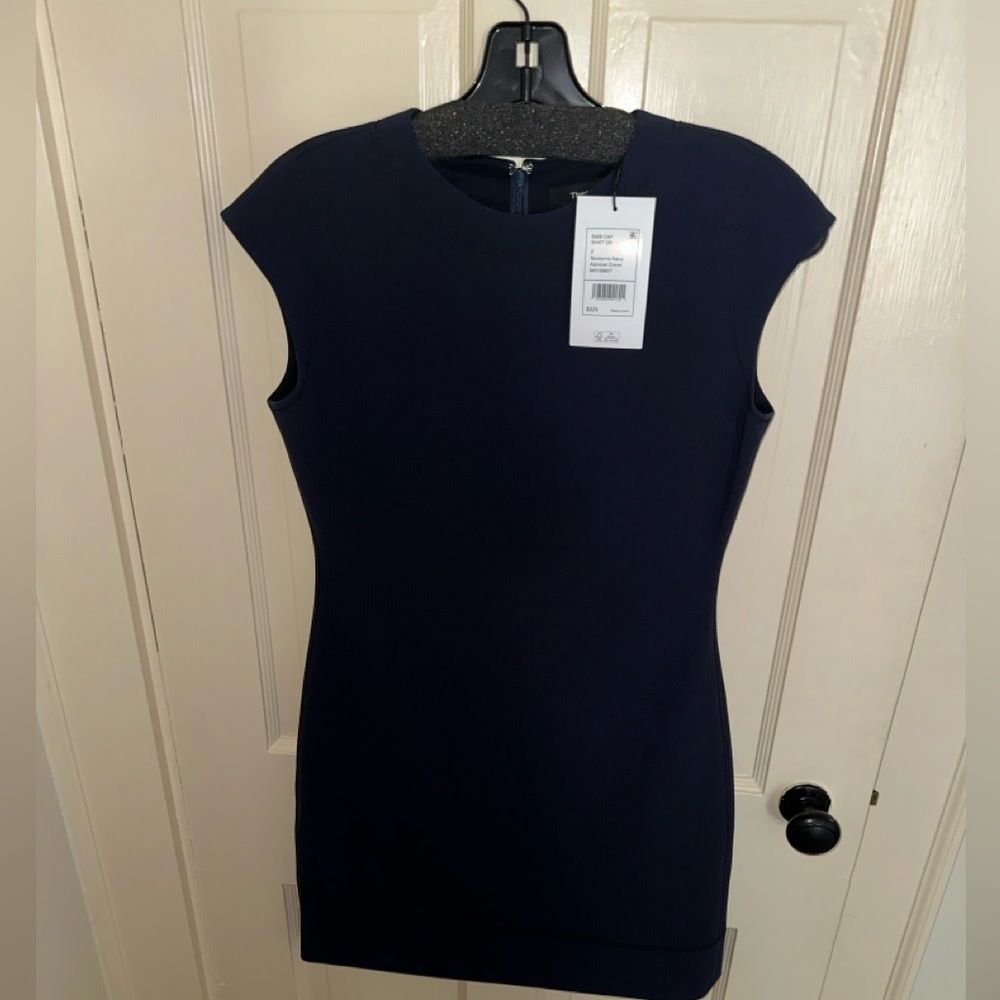 Theory Outlet Embroidered Shift Dress in Crepe, Nocturne Navy Size 2